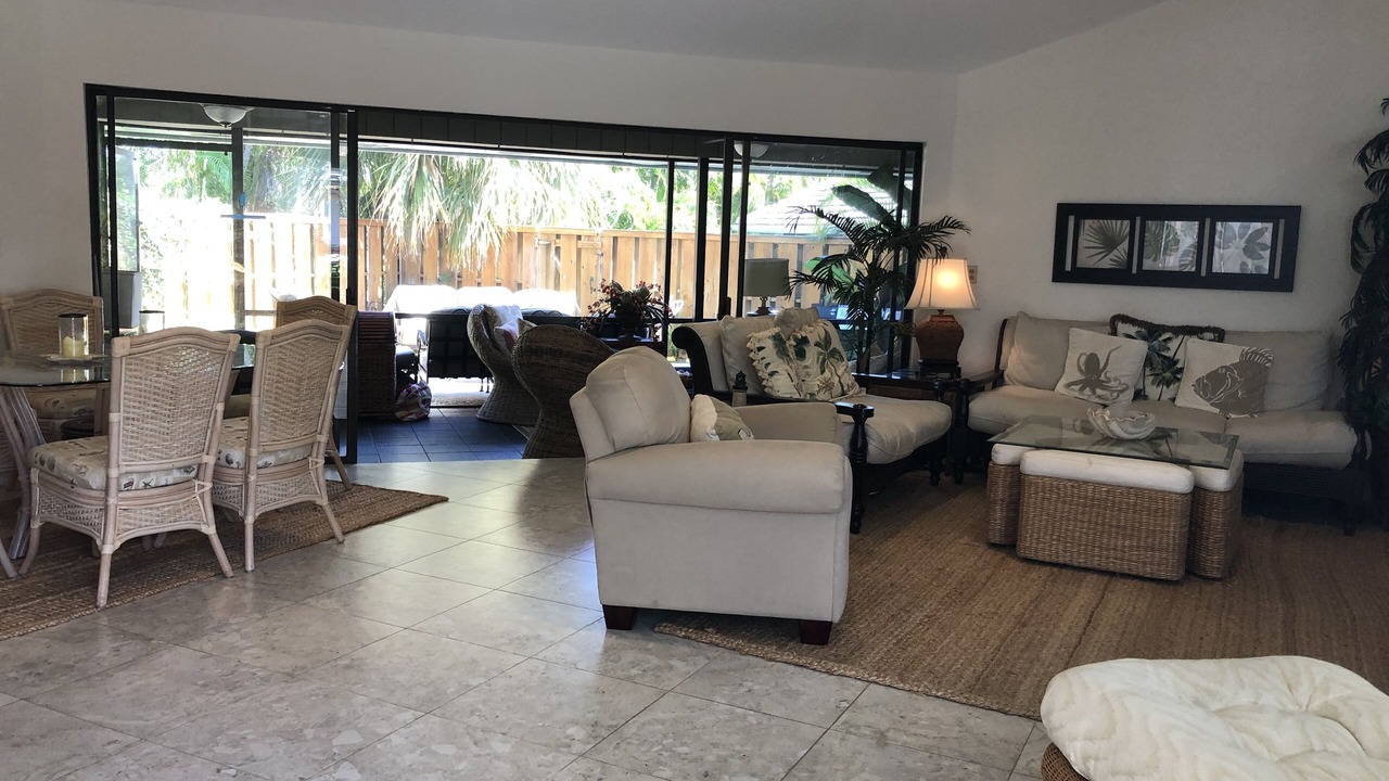 Photo of Livingroom in Bella Vista