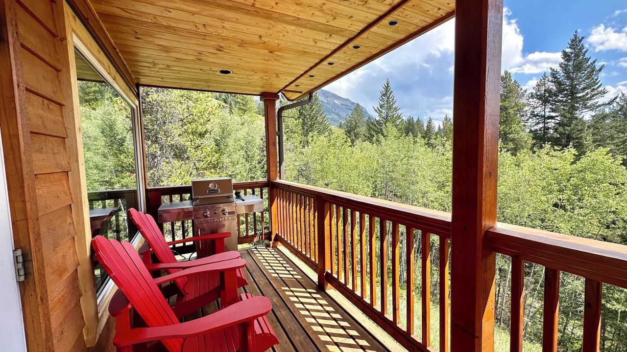 Photo of Patio Balcony in Canmore