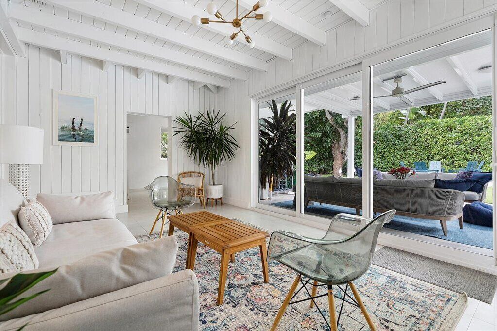 Photo of Livingroom in Coral Way