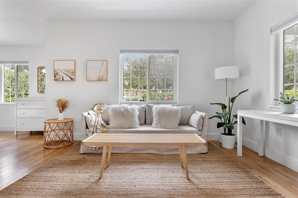 Photo of Livingroom in Coral Way