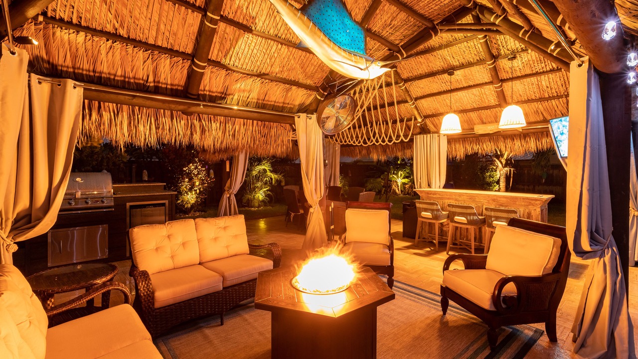Photo of Livingroom in Hunt Club
