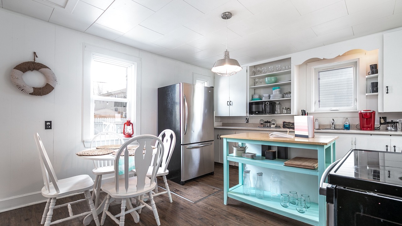 Photo of Kitchen in Sylvan Lake