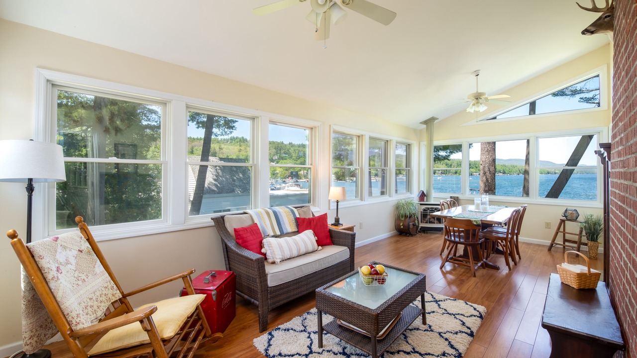 Photo of Livingroom in Bolton Landing