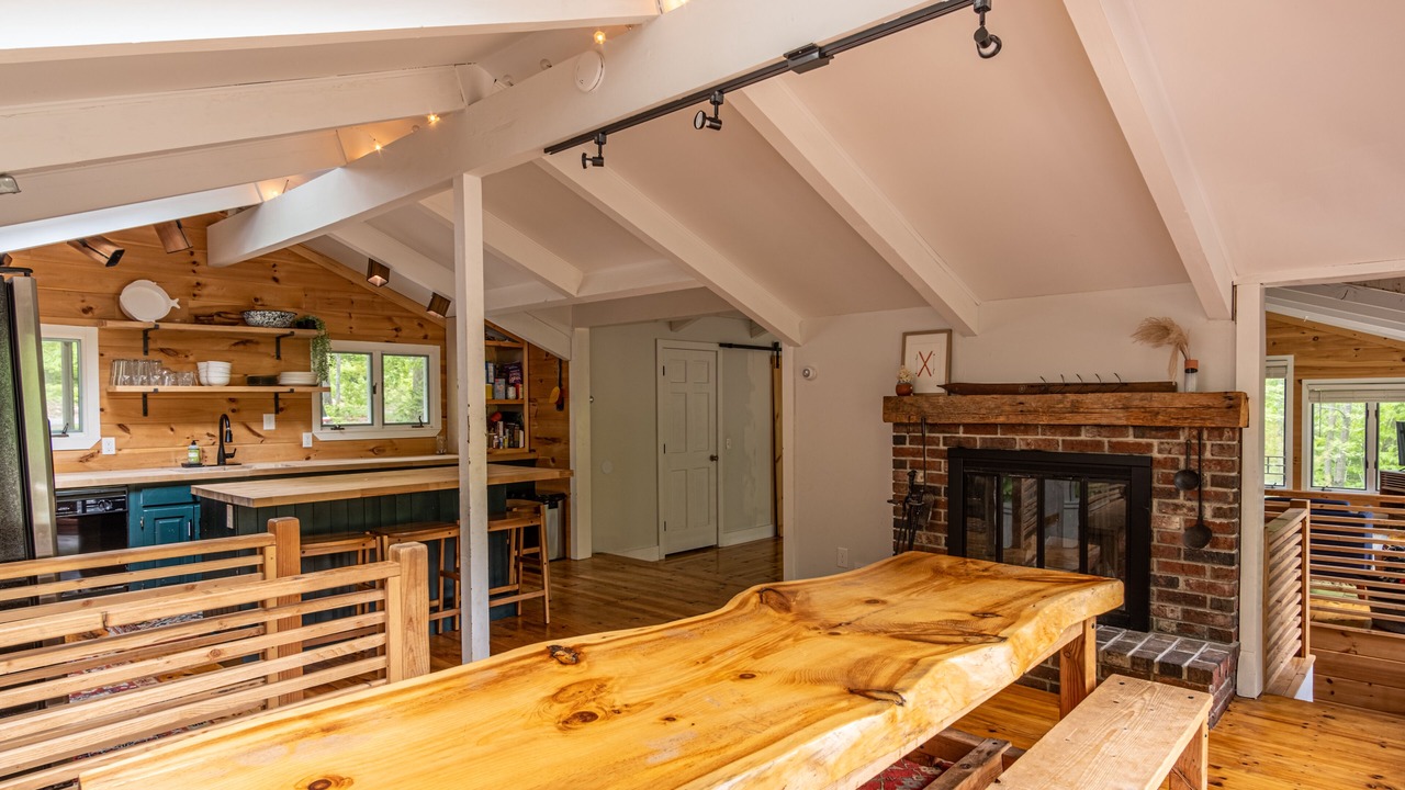 Photo of Livingroom in Birchview by the Saco