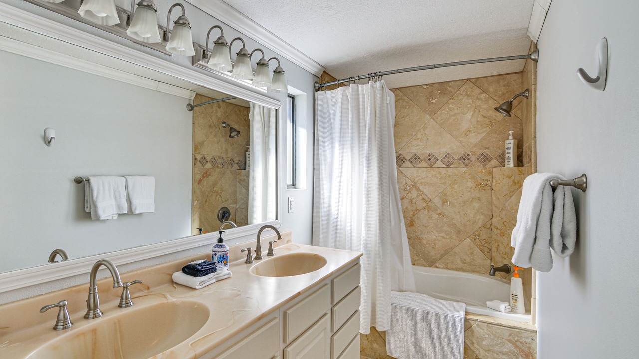 Photo of Bathroom in Buena Vista