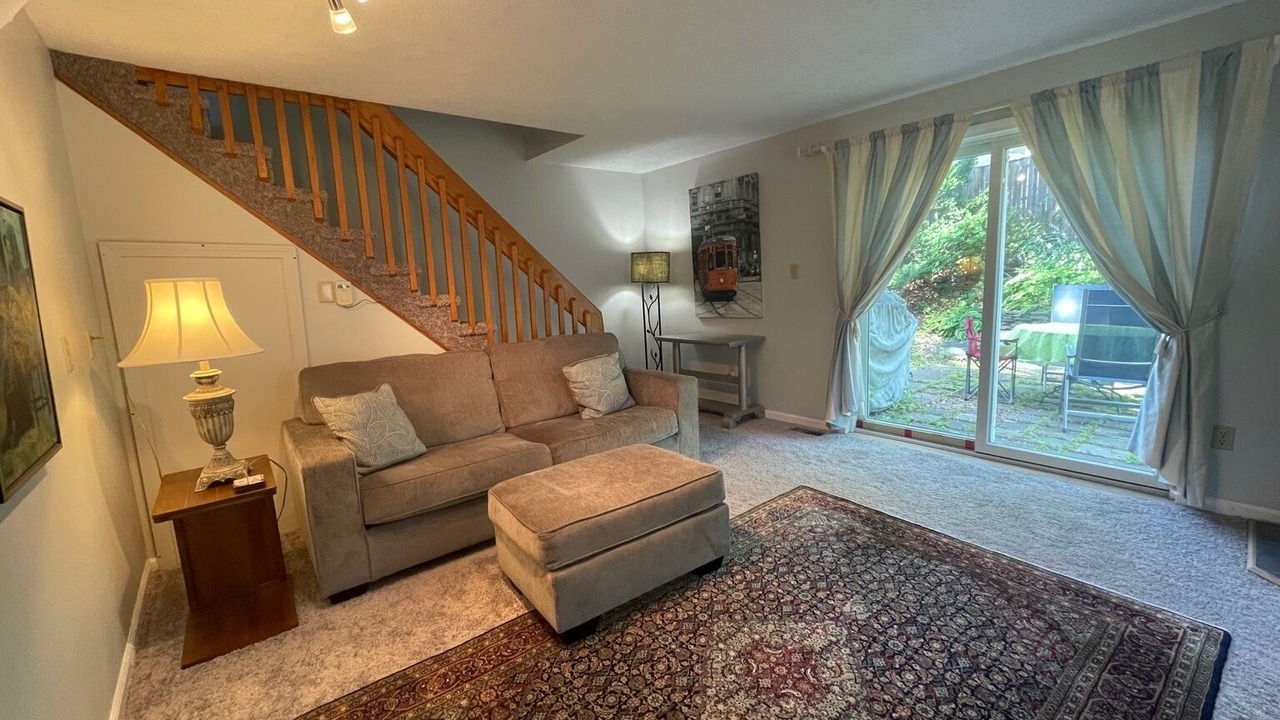 Photo of Livingroom in South End