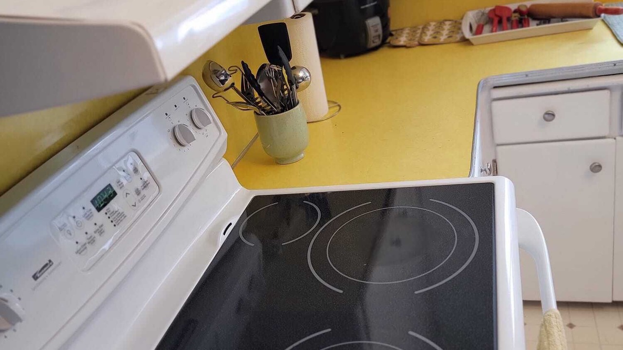 Photo of Kitchen in Saskatoon Downtown