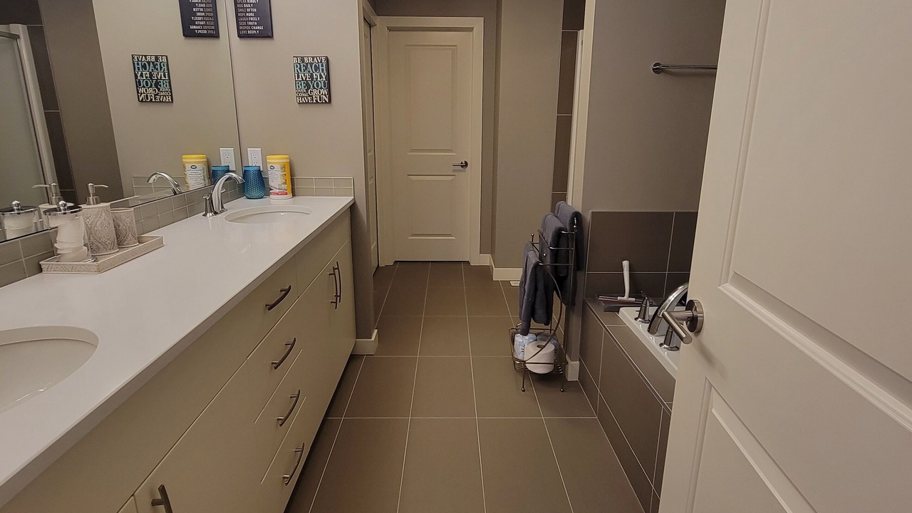 Photo of Bathroom in Southeast Edmonton