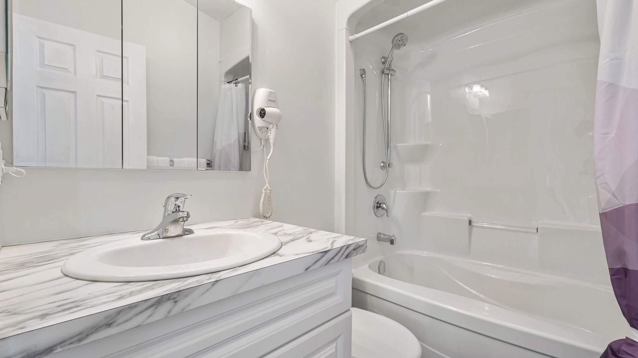 Photo of Bathroom in Drumheller