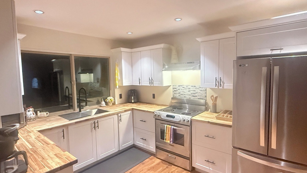 Photo of Kitchen in Regional District of Nanaimo