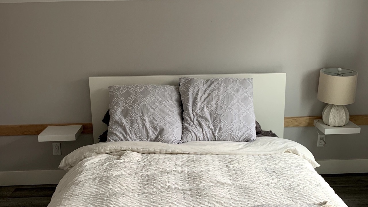 Photo of Bedroom in Lower Lonsdale