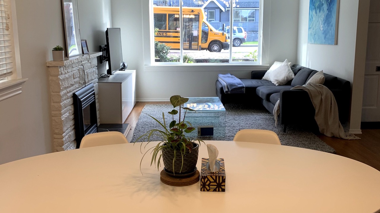 Photo of Livingroom in Lower Lonsdale