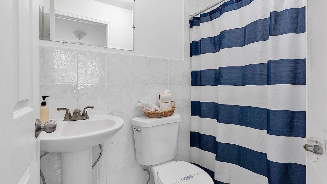 Photo of Bathroom in East Little Havana