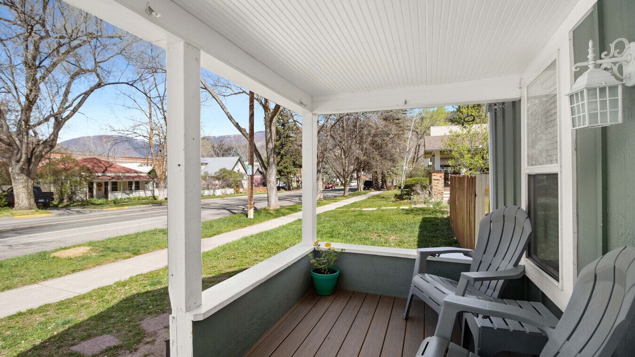 Photo of Patio Balcony in Glenwood Springs