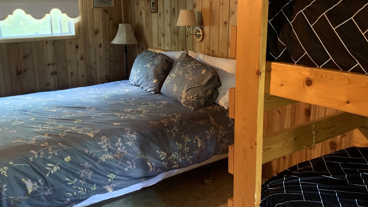 Photo of Bedroom in Candle Lake