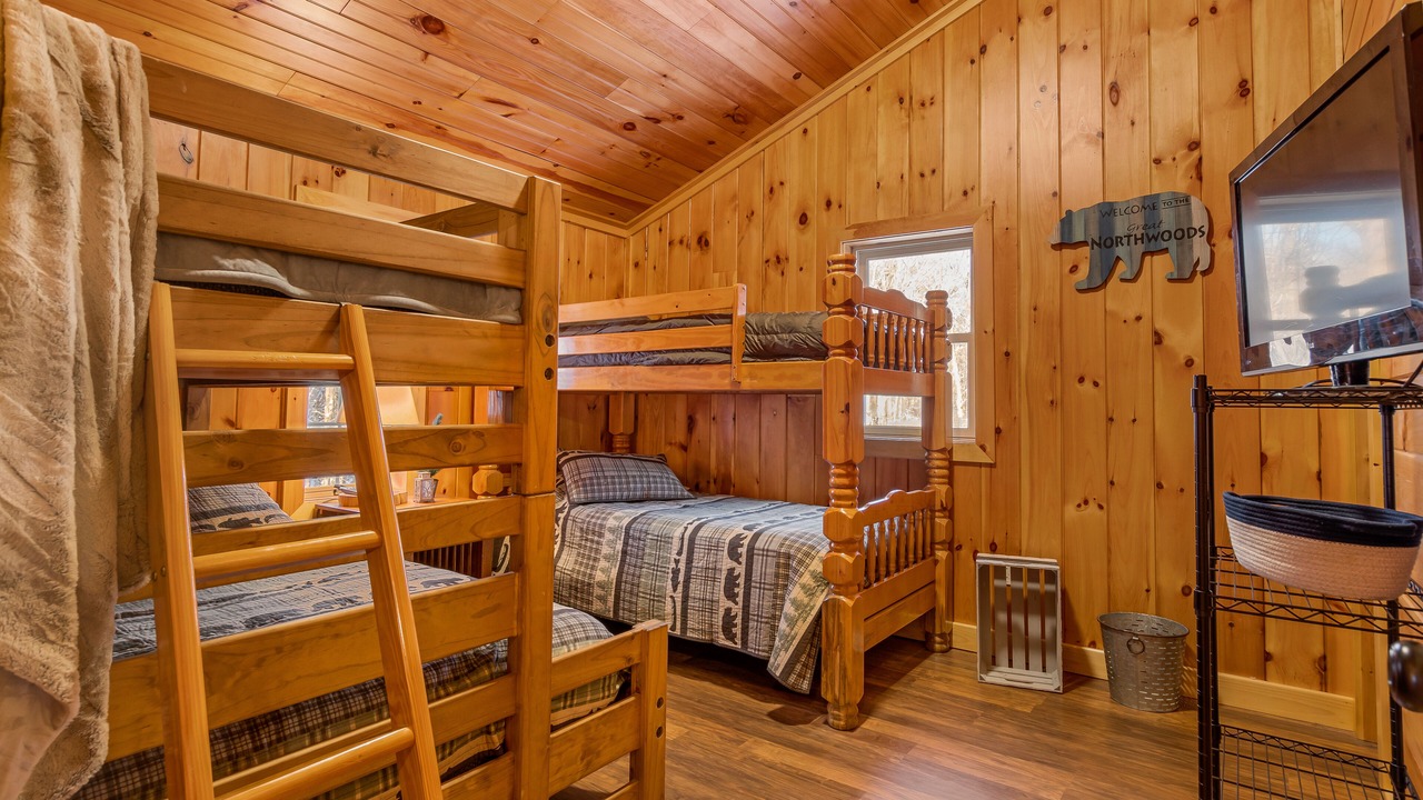 Photo of Bedroom in Pittsburg
