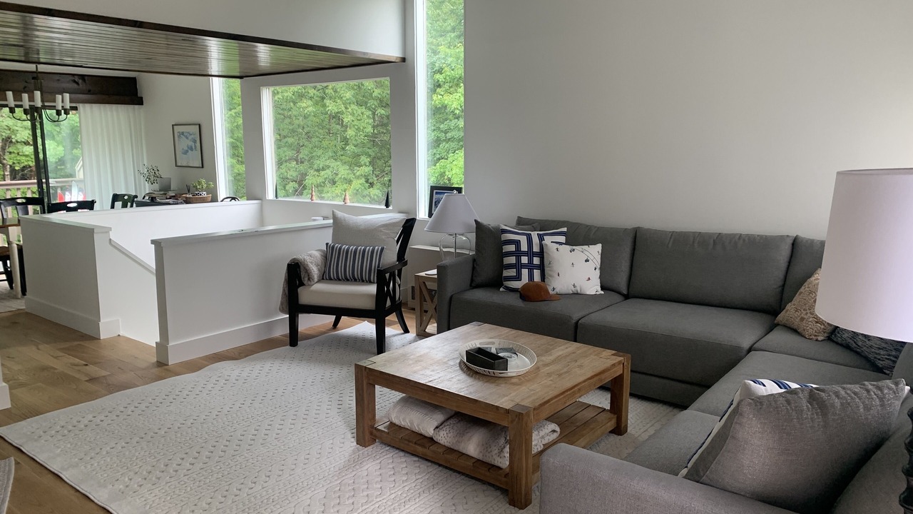 Photo of Livingroom in Warren