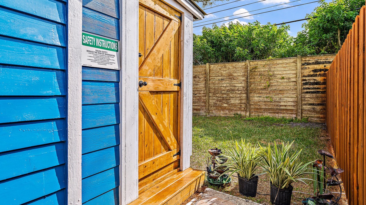 Photo of Outdoor in Jupiter Farms