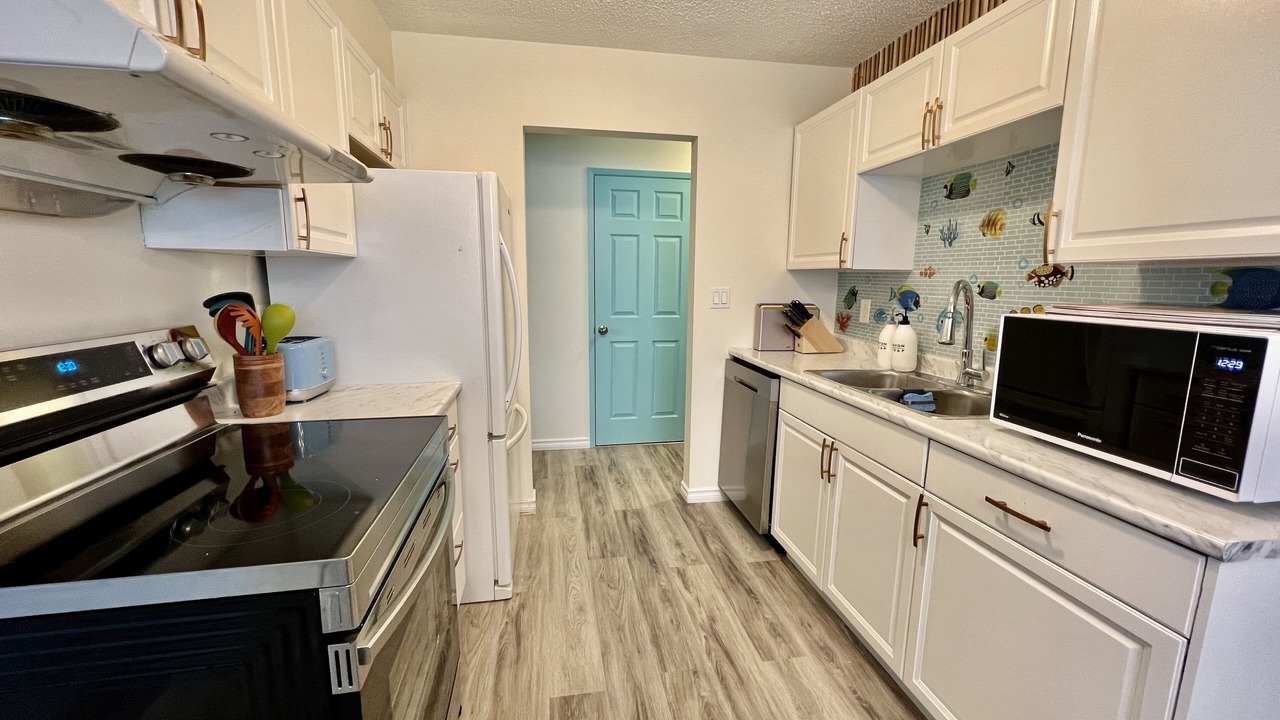 Photo of Kitchen in Southeast Edmonton
