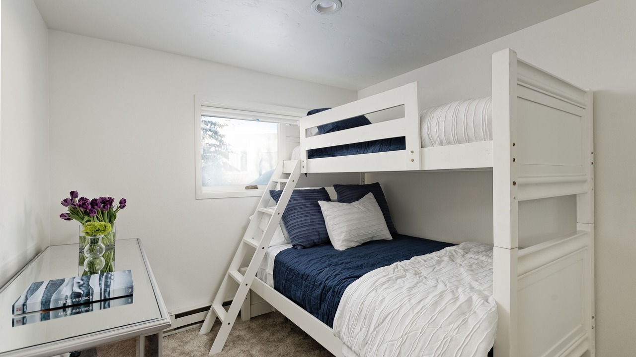Photo of Bedroom in Snowmass Village