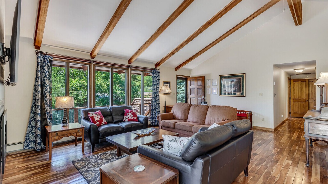 Photo of Livingroom in Glenwood Springs
