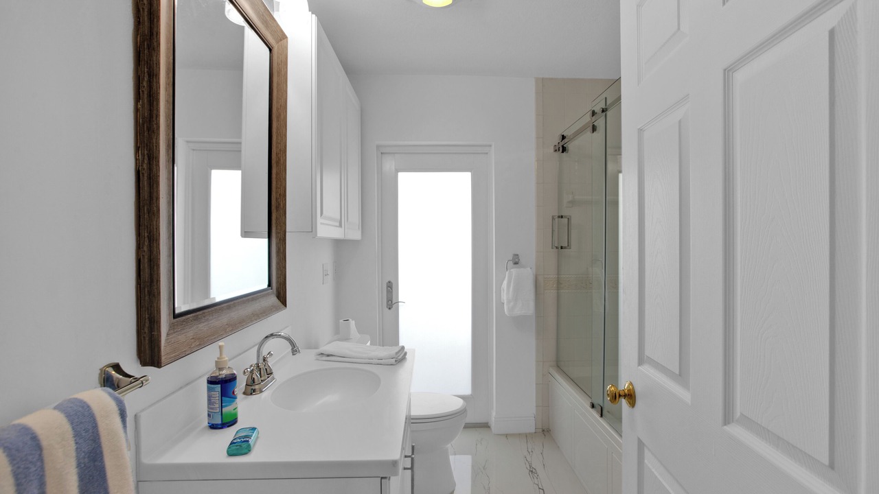 Photo of Bathroom in Pompano Isles