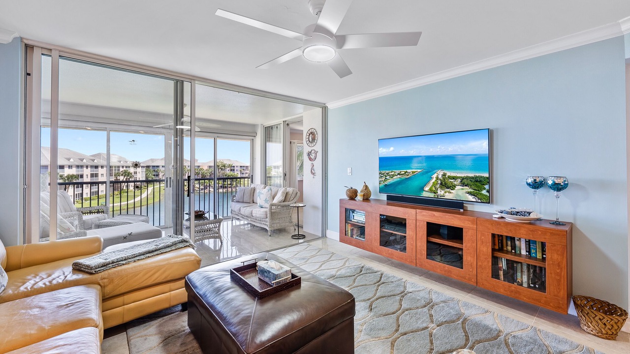 Photo of Livingroom in Bella Vista