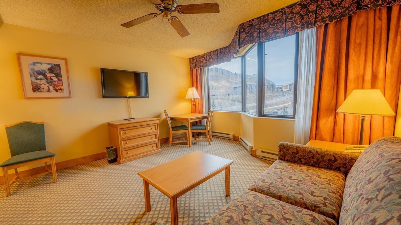 Photo of Livingroom in Mount Crested Butte
