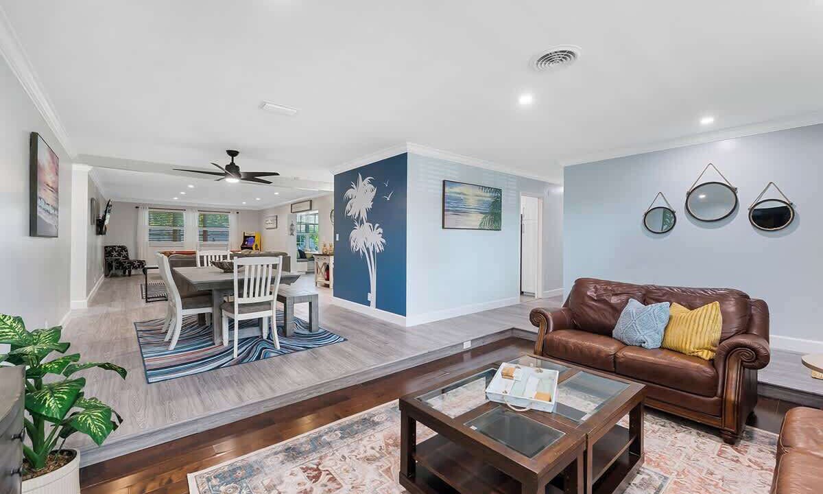 Photo of Bedroom in Dania Beach