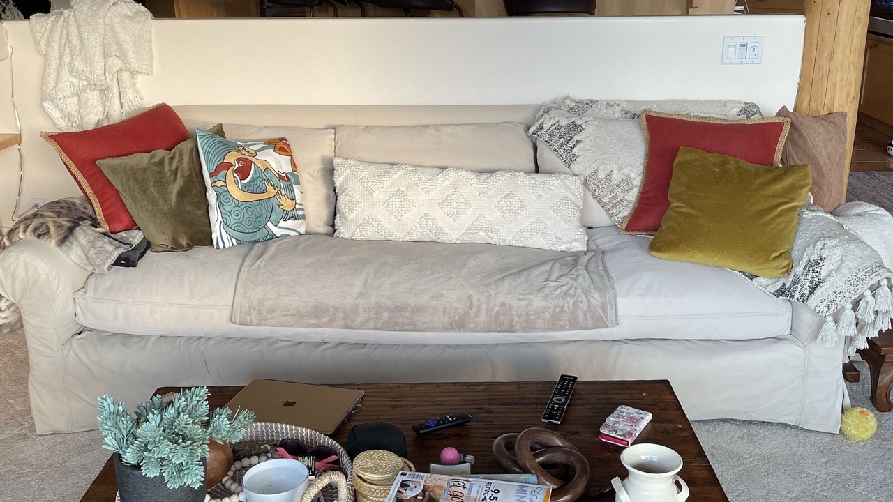Photo of Livingroom in Central Okanagan
