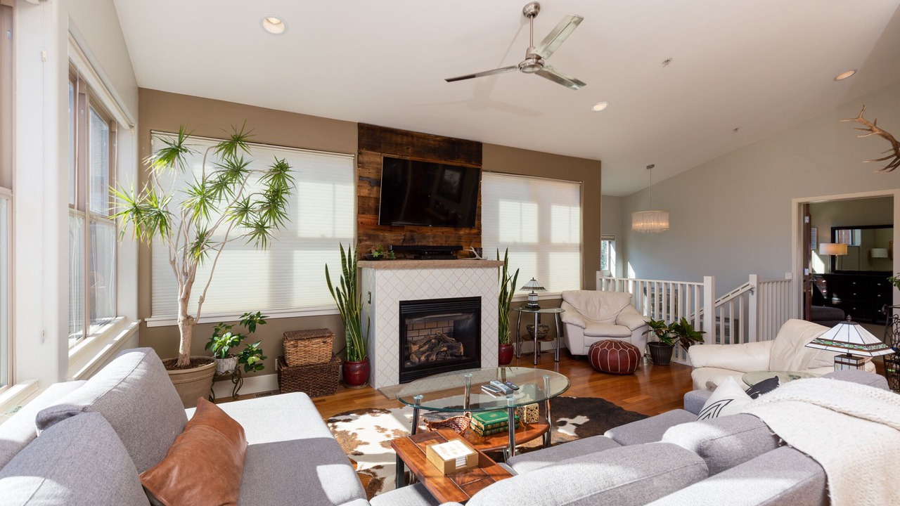 Photo of Livingroom in Basalt