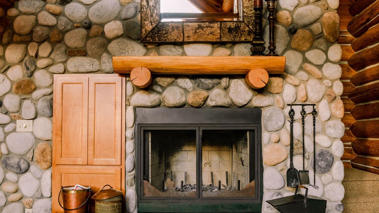 Photo of Livingroom in Lake City