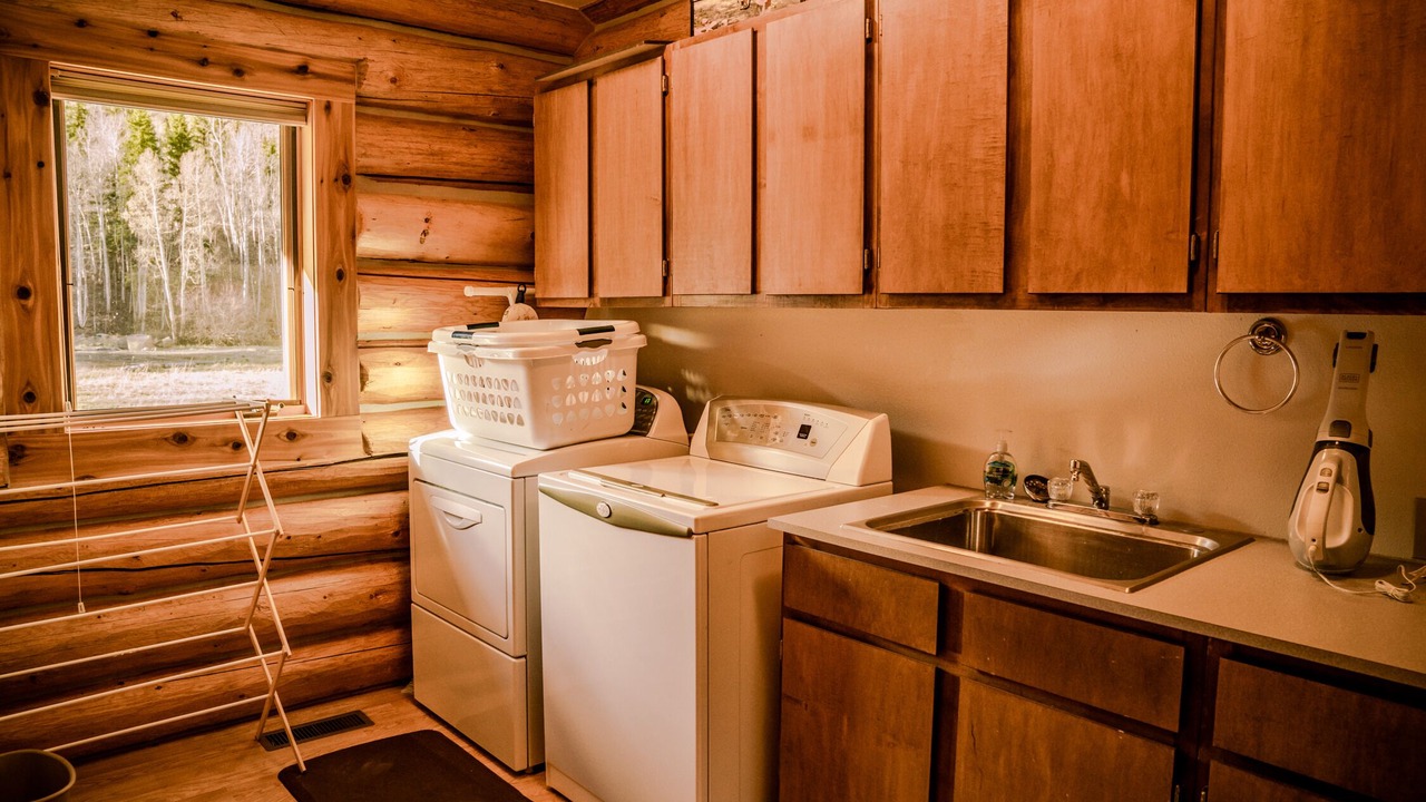 Photo of Bedroom in Lake City