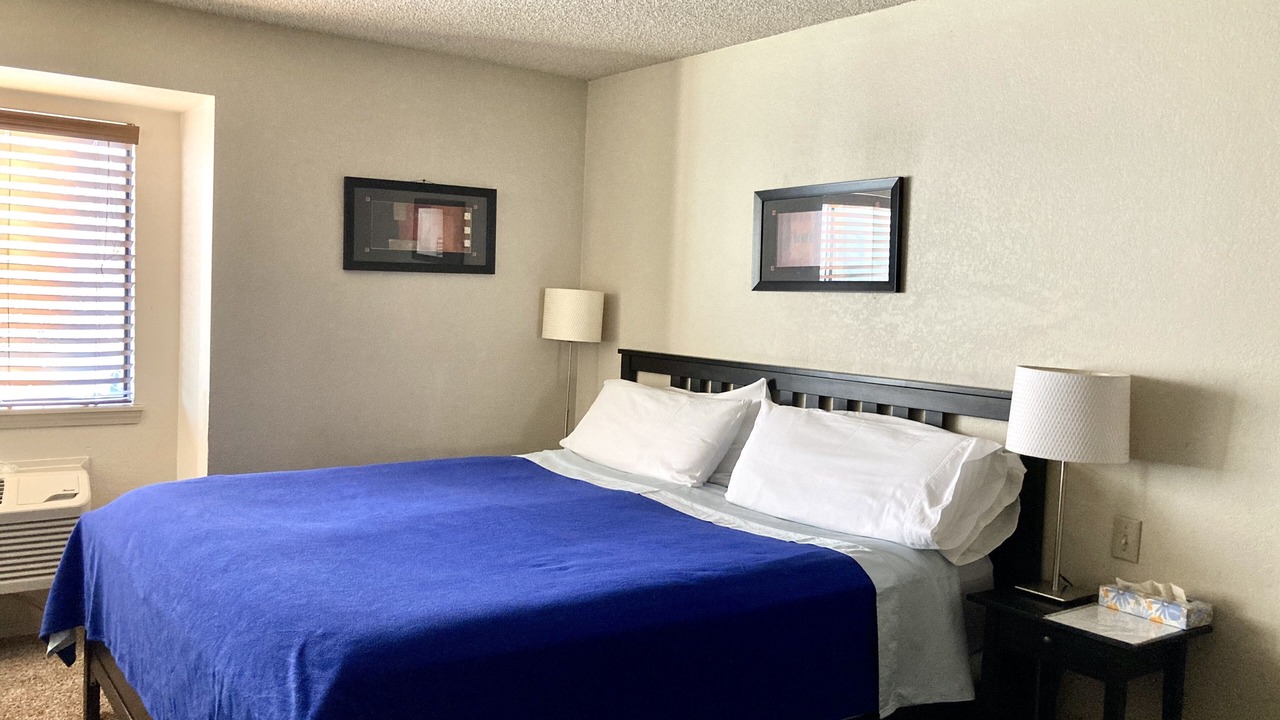 Photo of Bedroom in Englewood
