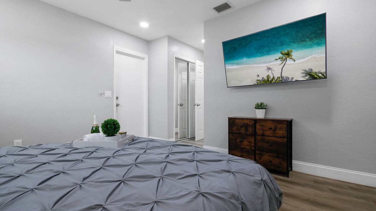 Photo of Bedroom in Hollywood