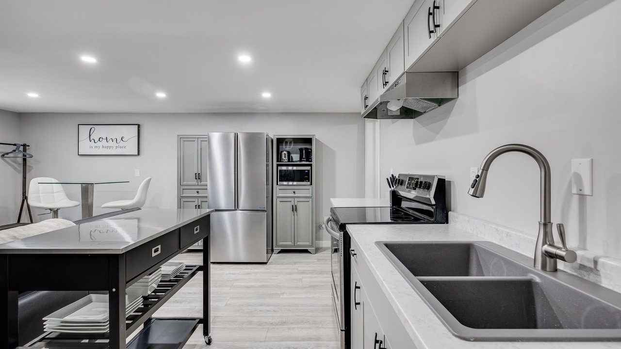 Photo of Kitchen in Okanagan-Similkameen