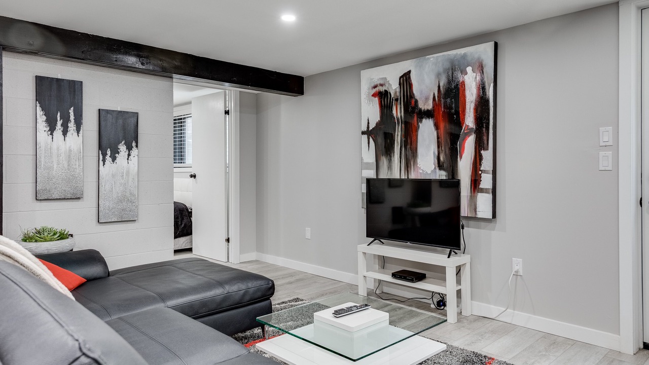Photo of Livingroom in Okanagan-Similkameen