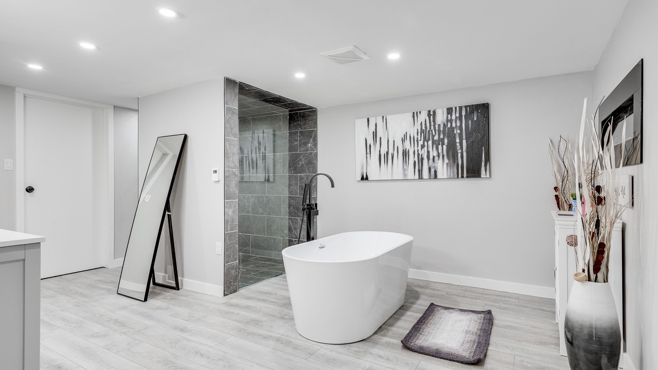 Photo of Bathroom in Okanagan-Similkameen