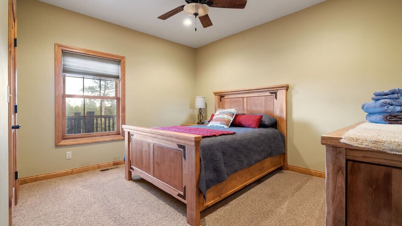 Photo of Bedroom in Deadwood