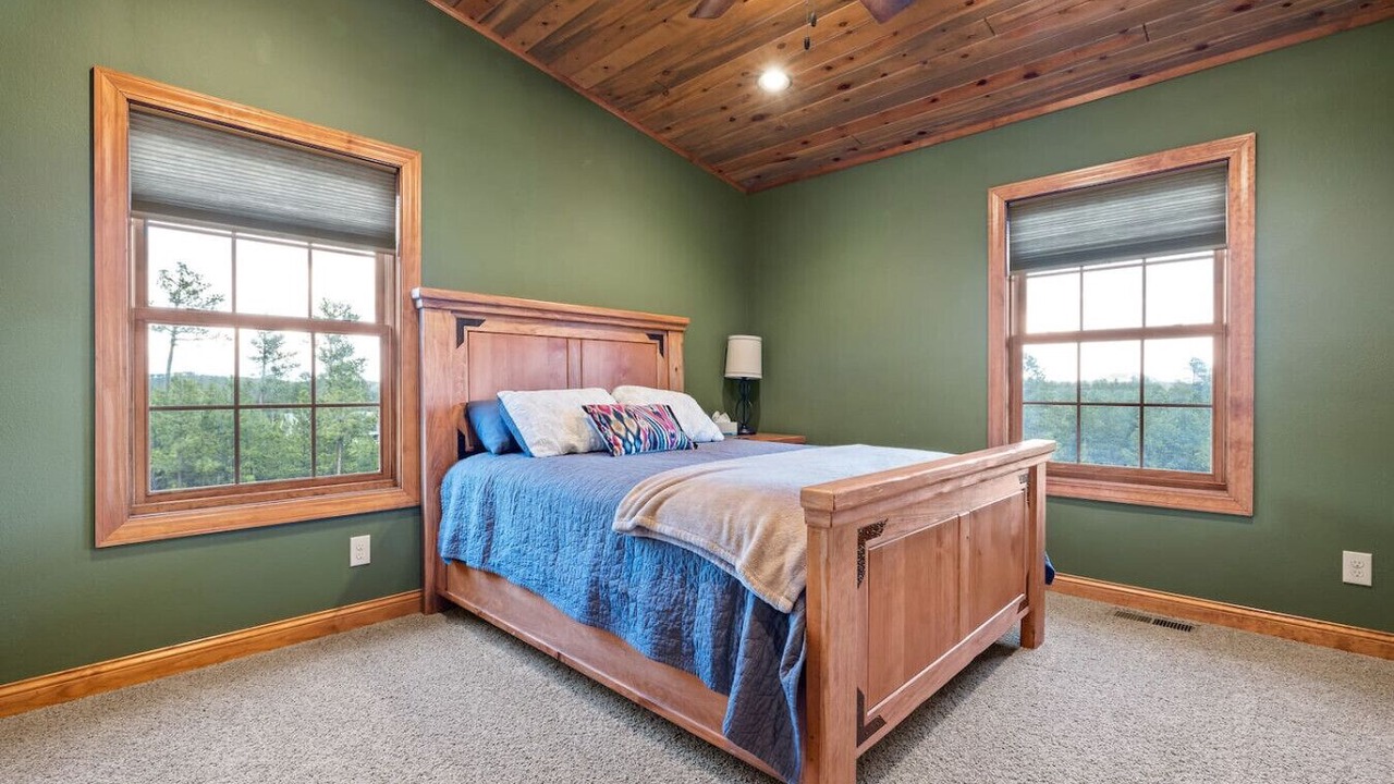 Photo of Bedroom in Deadwood