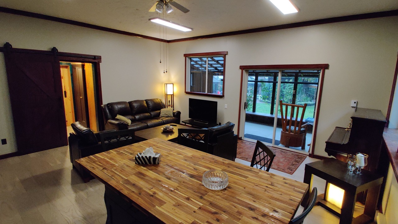 Photo of Livingroom in Black Creek