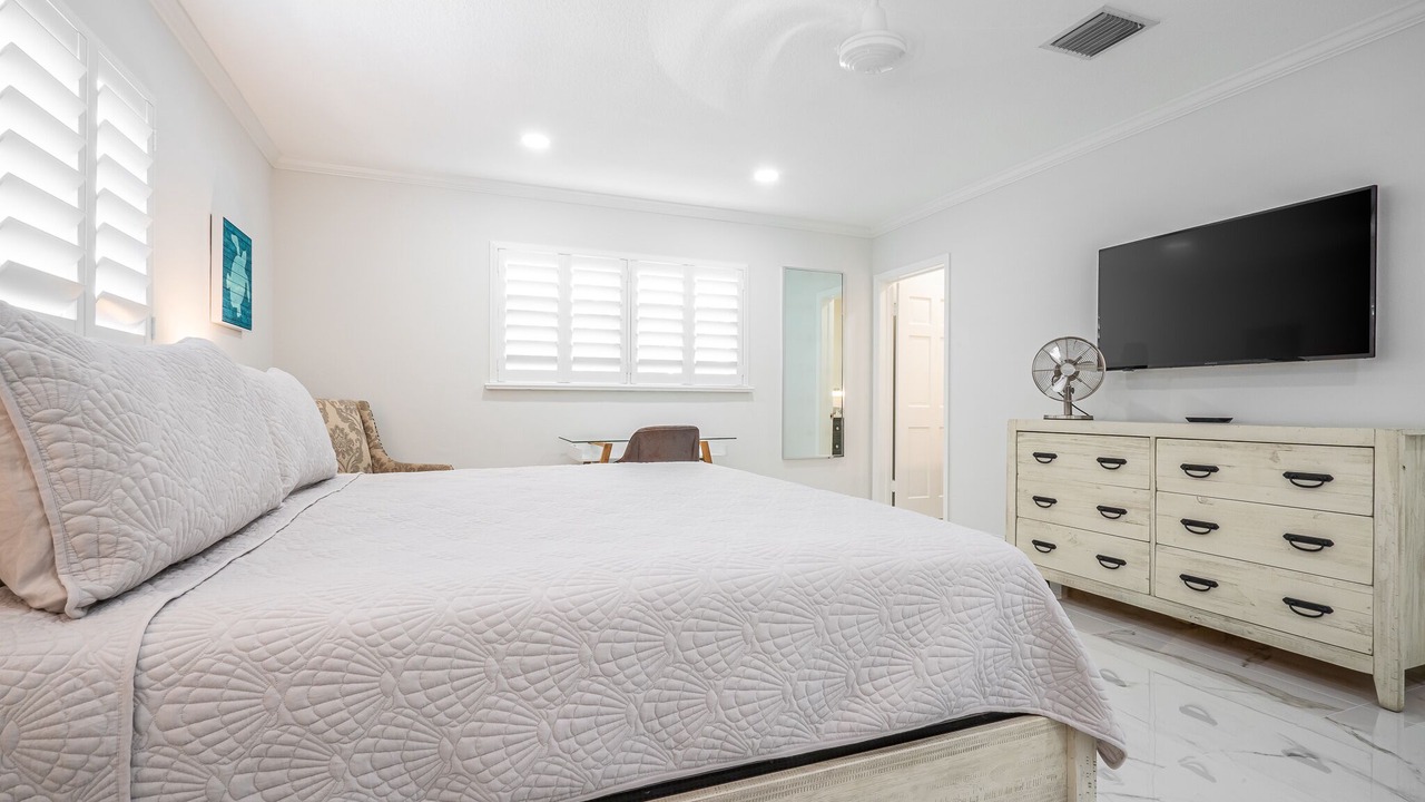 Photo of Bedroom in Lighthouse Point