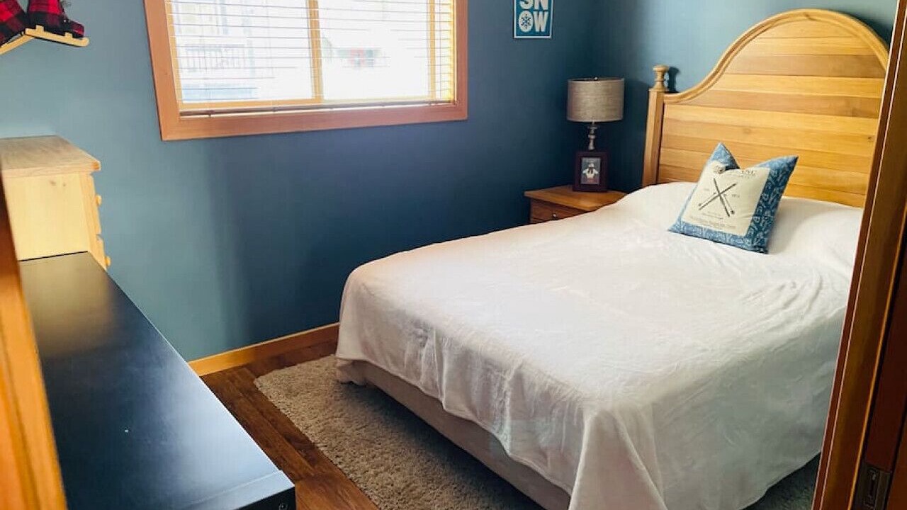 Photo of Bedroom in Okanagan-Similkameen