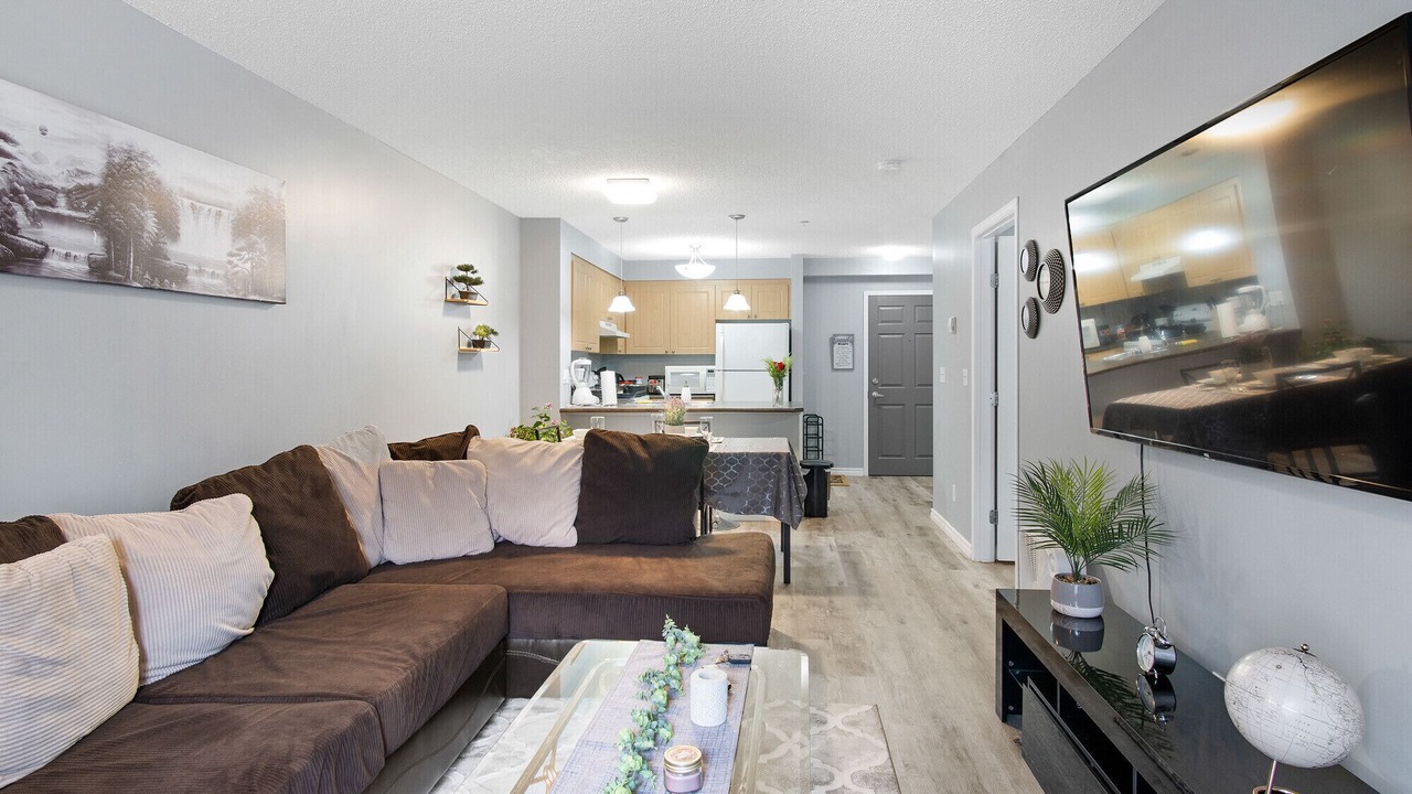 Photo of Livingroom in Southwest Edmonton