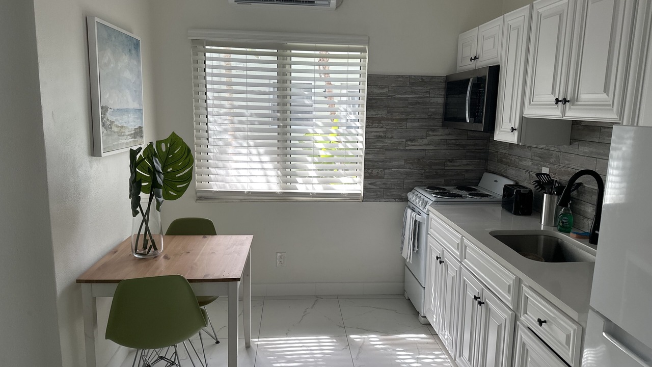 Photo of Kitchen in Lauderdale-by-the-Sea