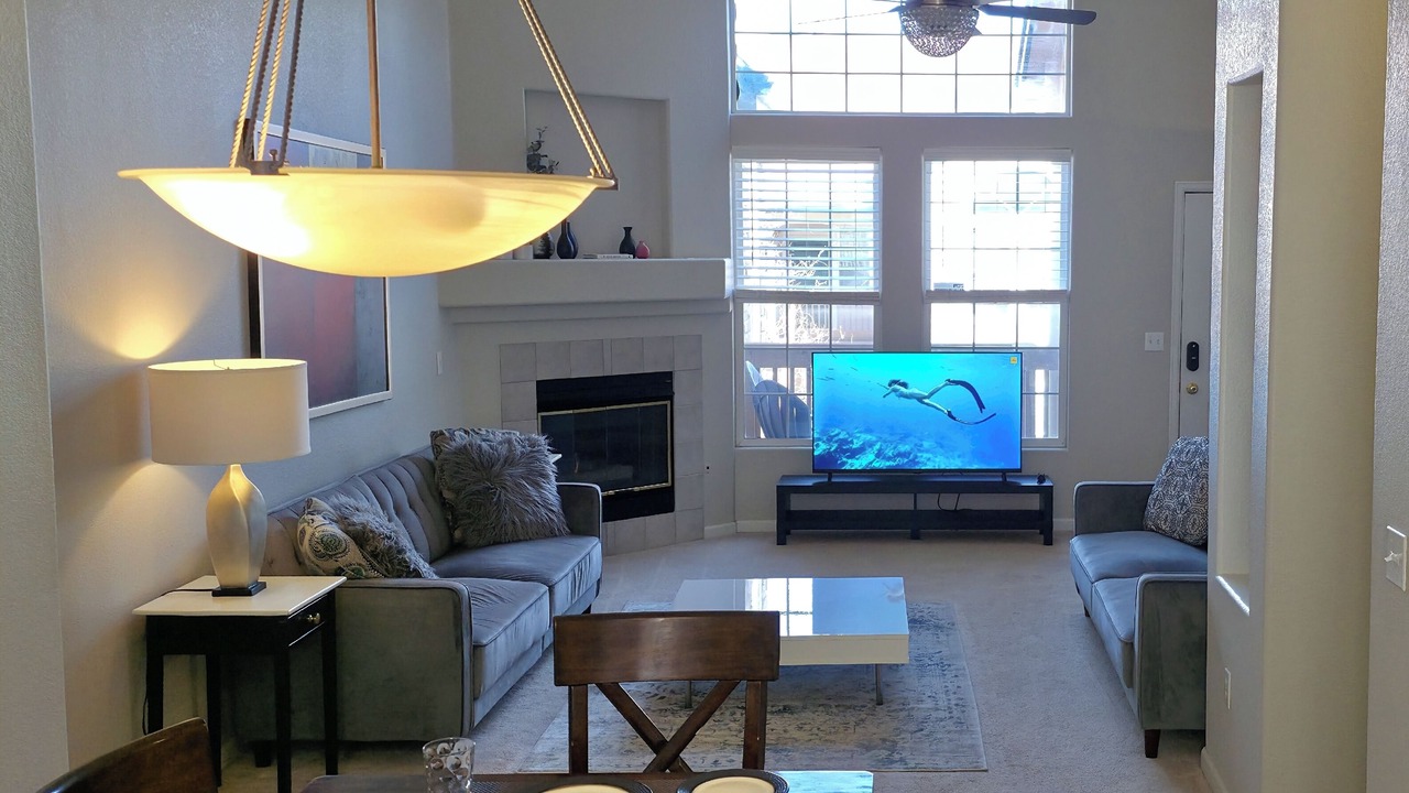Photo of Livingroom in Meadow Hills