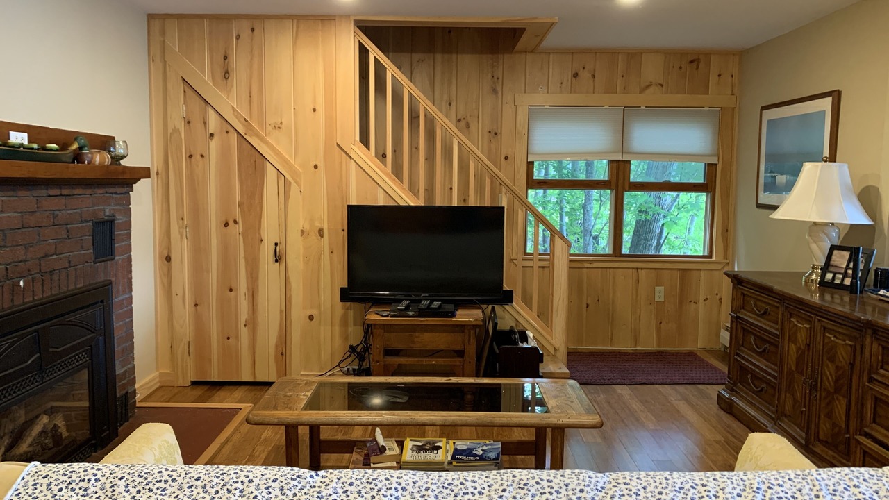 Photo of Livingroom in Holderness