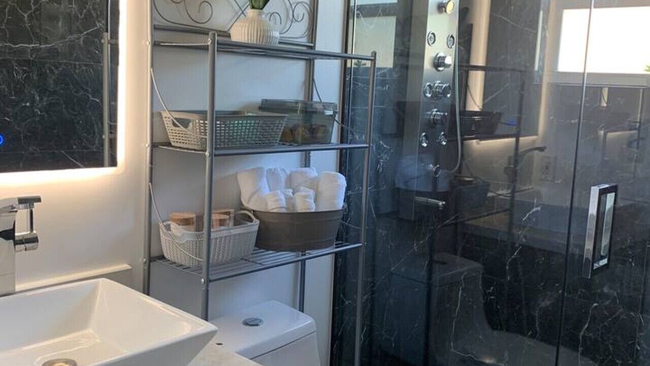 Photo of Bathroom in Florida Gardens