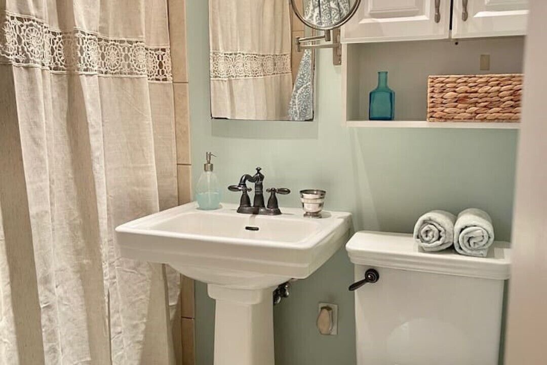 Photo of Bathroom in Lake Ida Shores