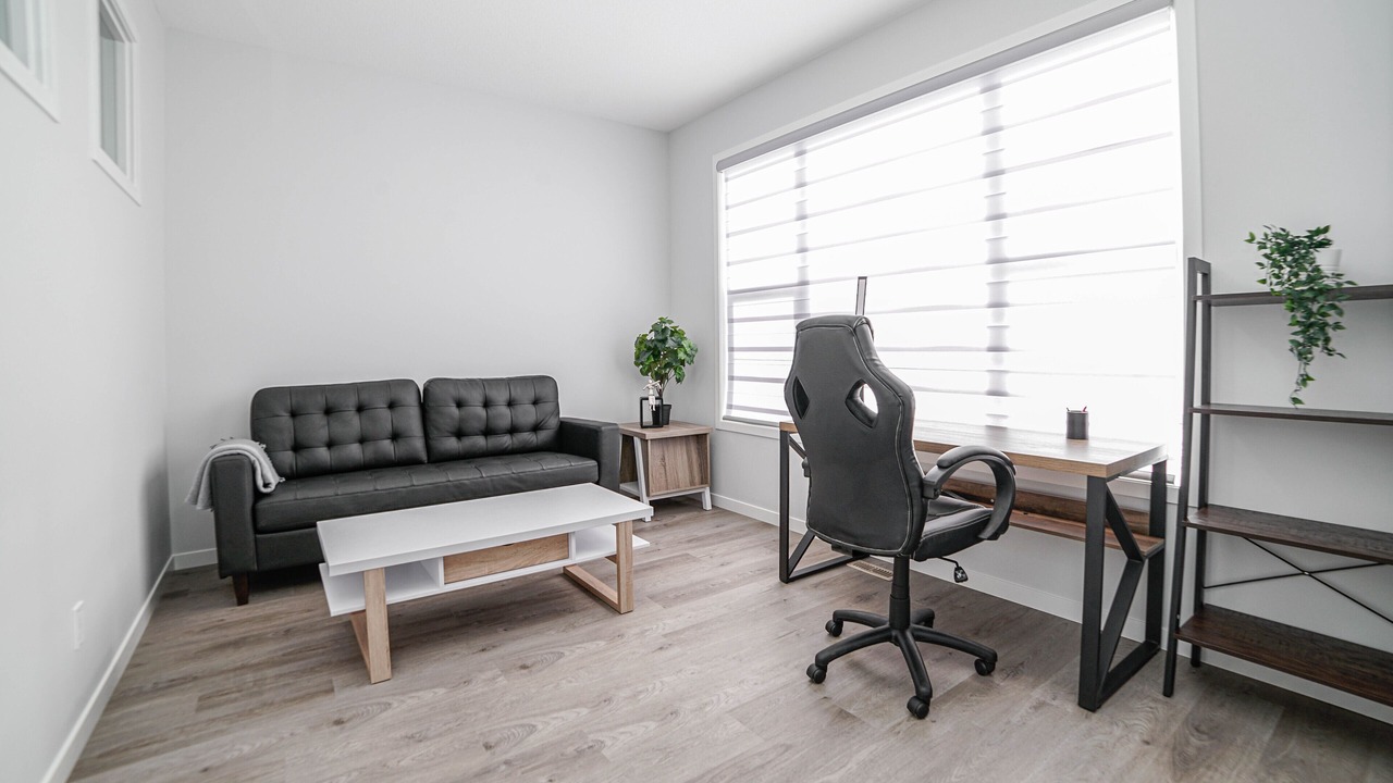 Photo of Livingroom in Southeast Calgary